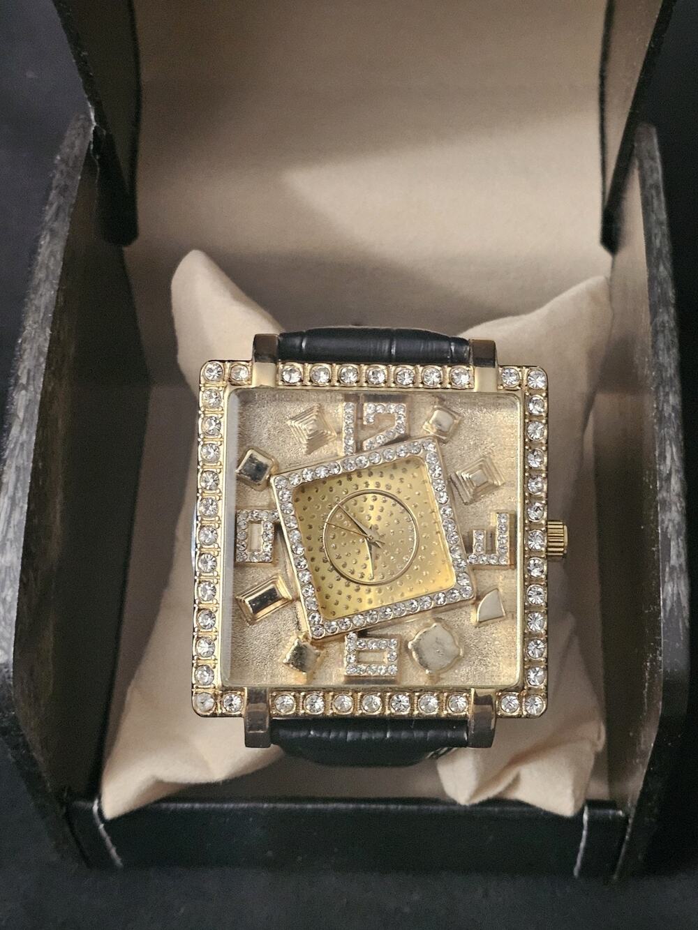50.1mm gold tone crystal large squarebezel Fashion watch w/Genuine Leather Band